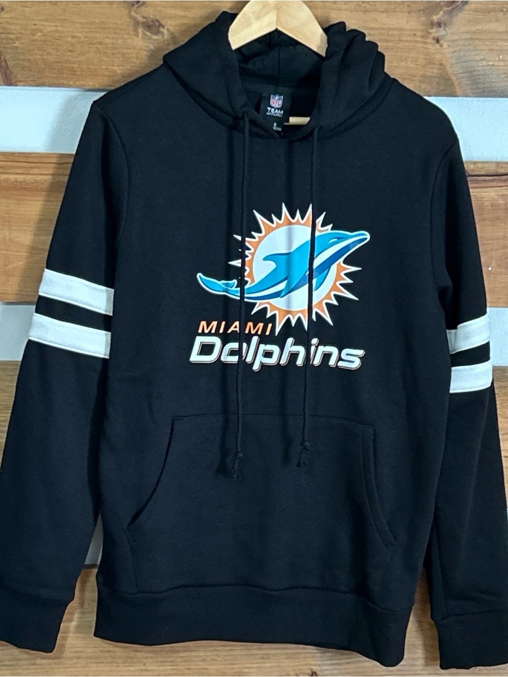 NWT NFL Team Apparel Miami Dolphins Black Hoodie Large Logo Men's Size Small